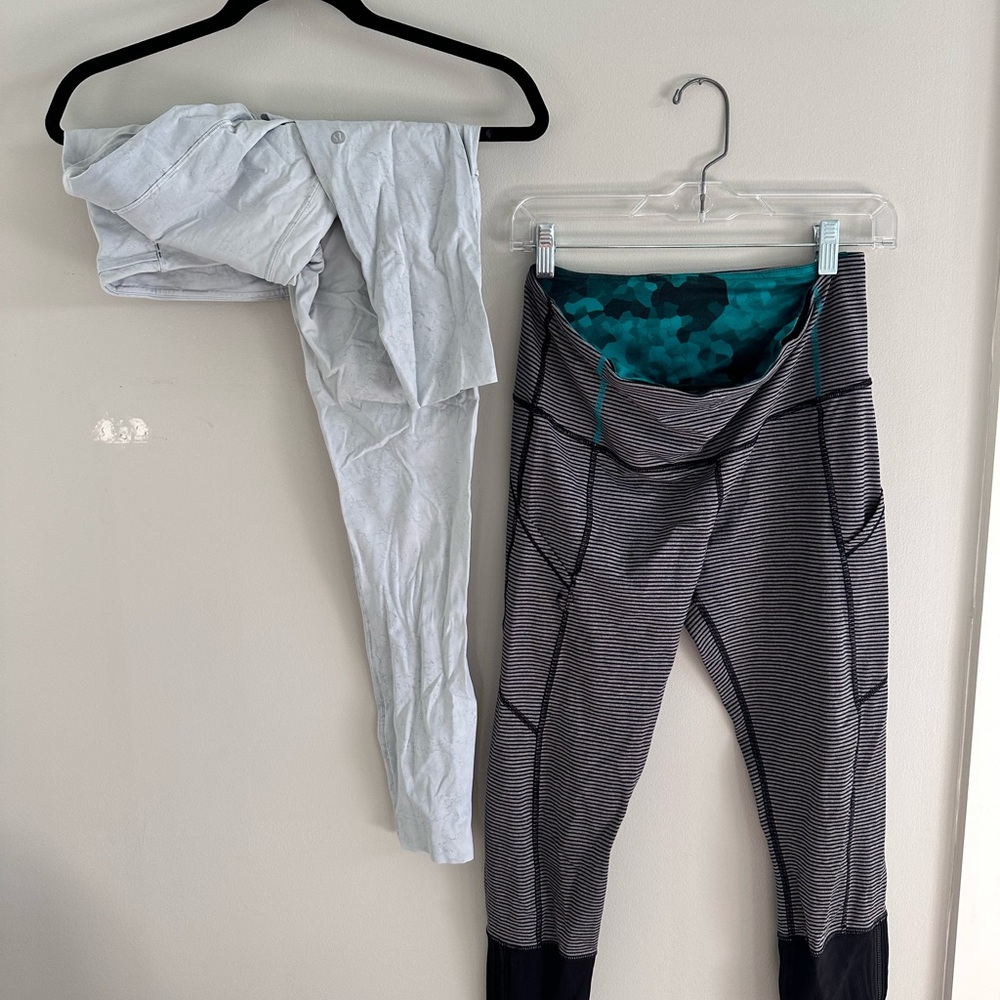 Lululemon cloud blue and Black/grey stripped Leggings with Teal Waistband